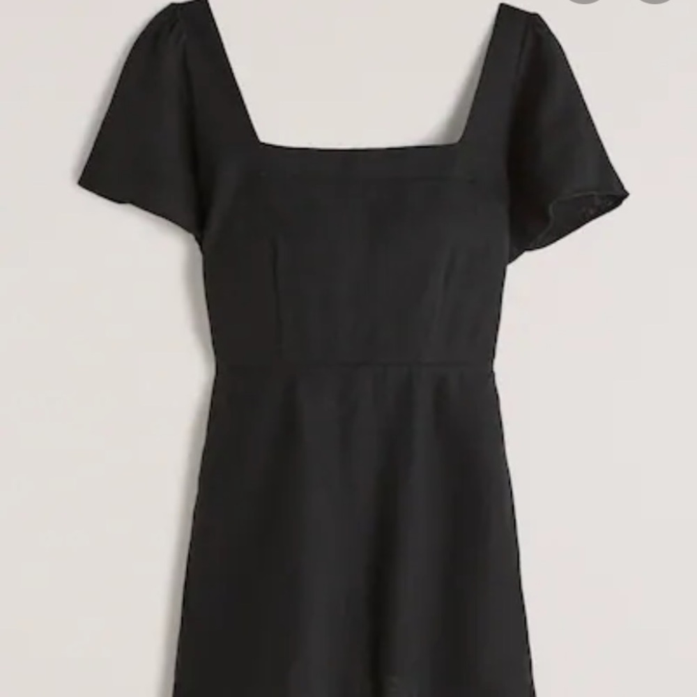 ISO Abercrombie short sleeve skort romper - size M